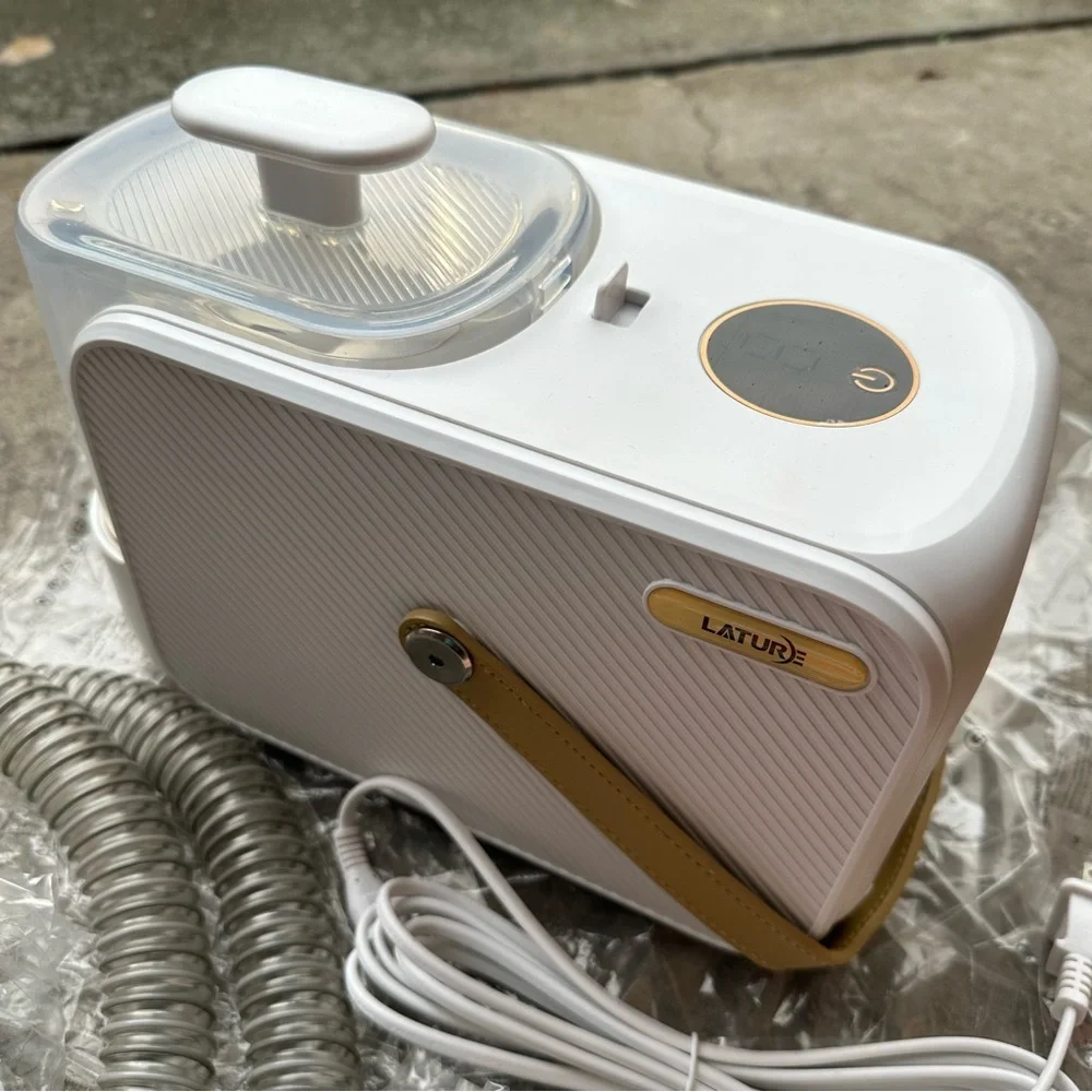 Pet Hair Vacuum Cleaner with Attachments